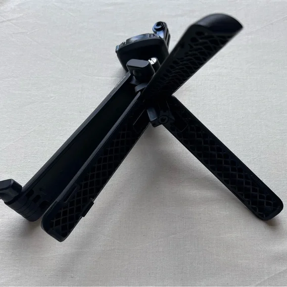GoPro 3-Way 2.0 Black Foldable Tripod - Picture 3 of 4
